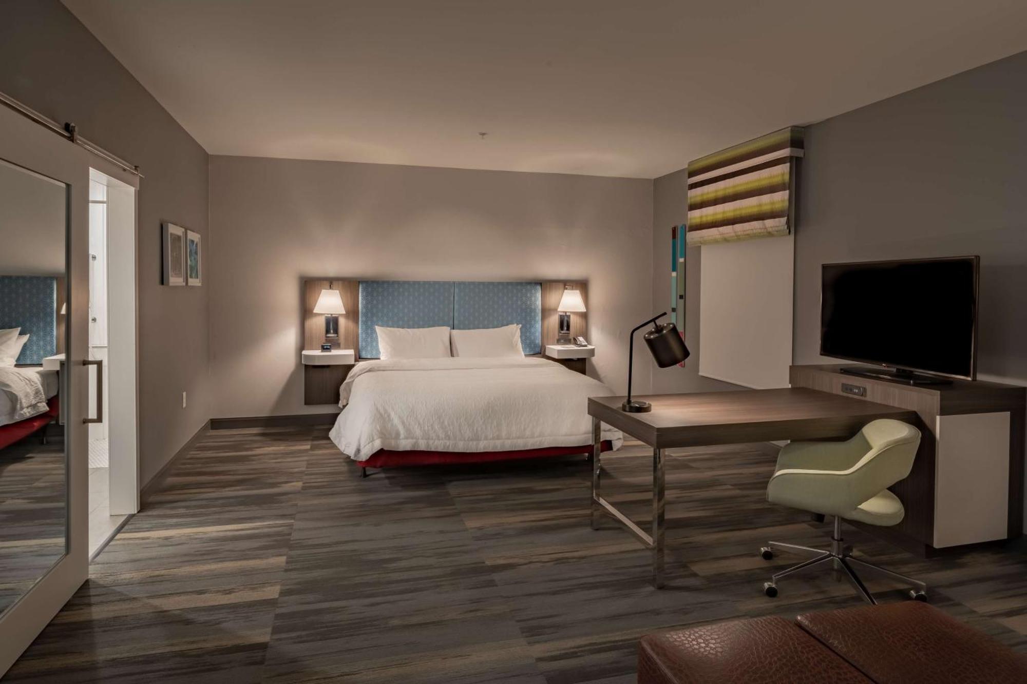 Hampton Inn & Suites Dallas/Plano Central Exterior foto