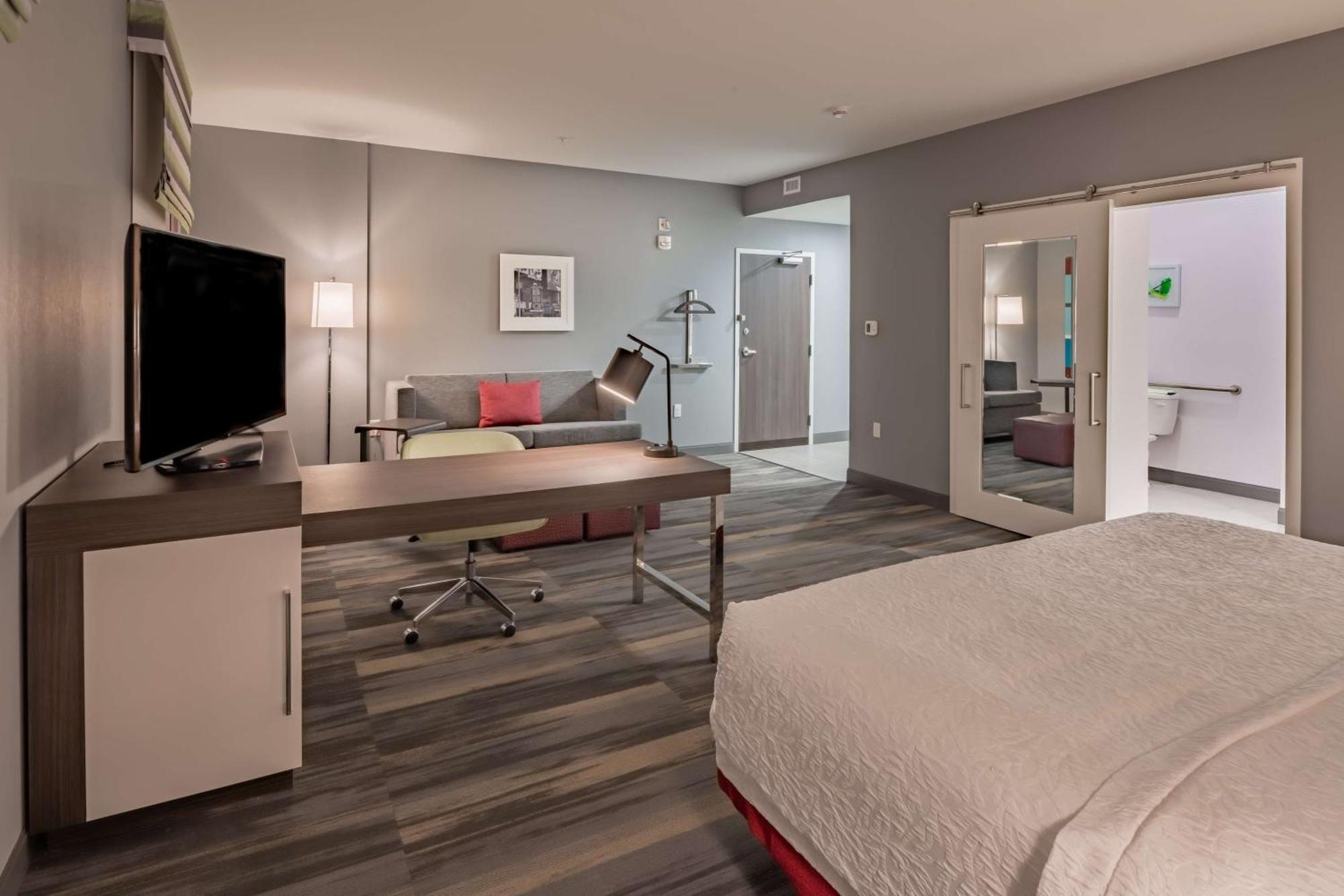 Hampton Inn & Suites Dallas/Plano Central Exterior foto
